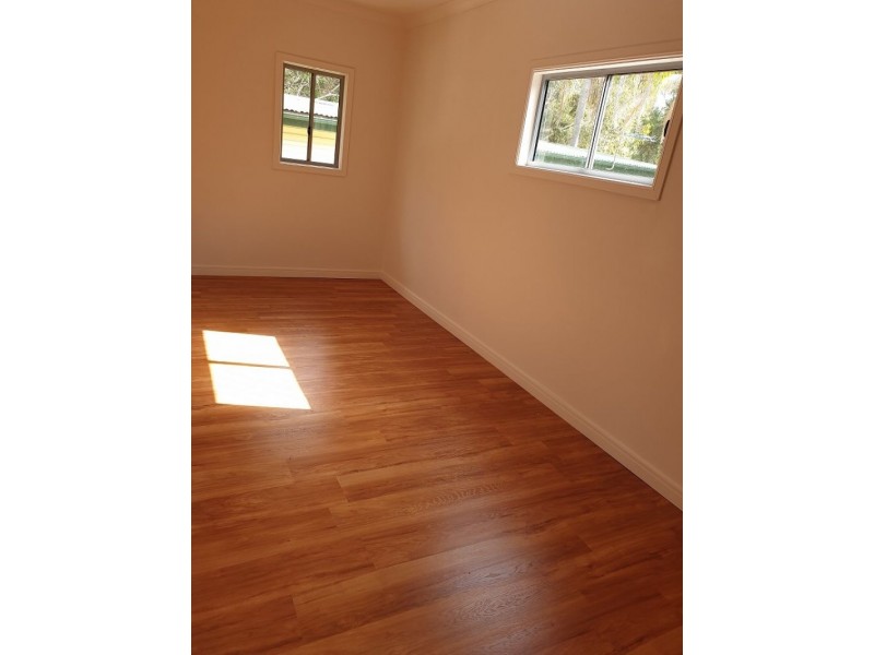 10 Ibis St, Macleay Island QLD 4184