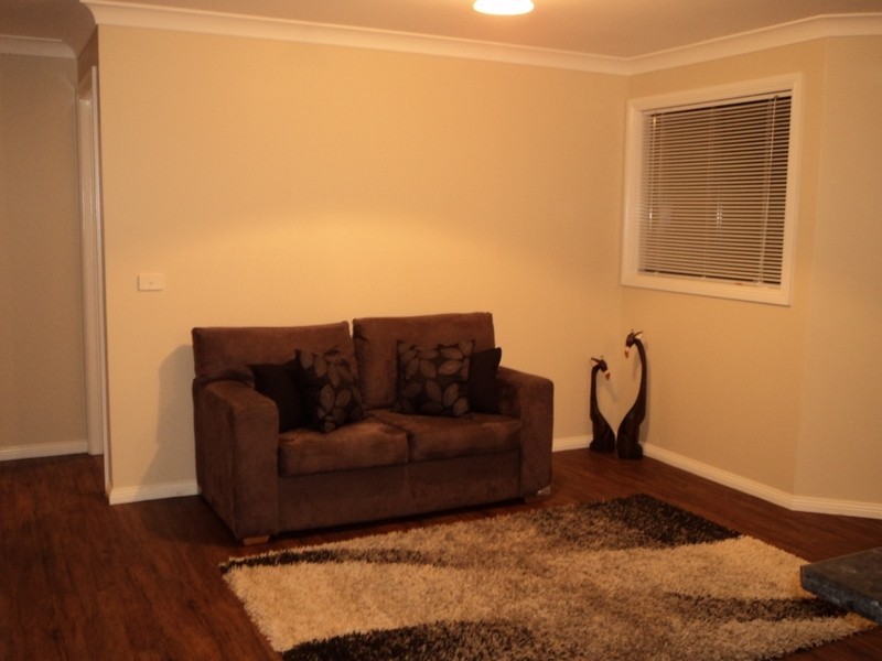 36 Loughan Road, Junee NSW 2663