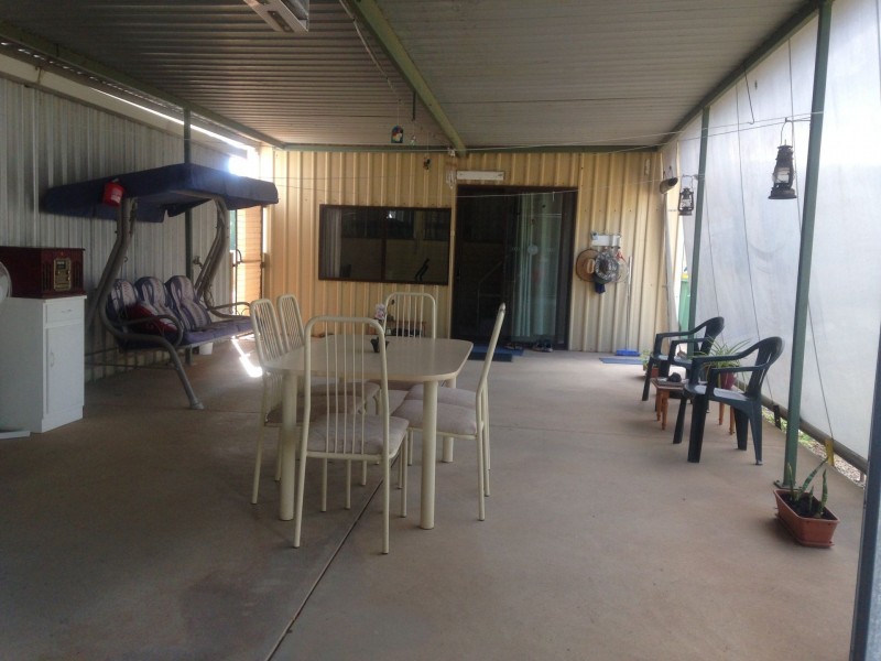 112 Johnson St, Bruce Rock WA 6418