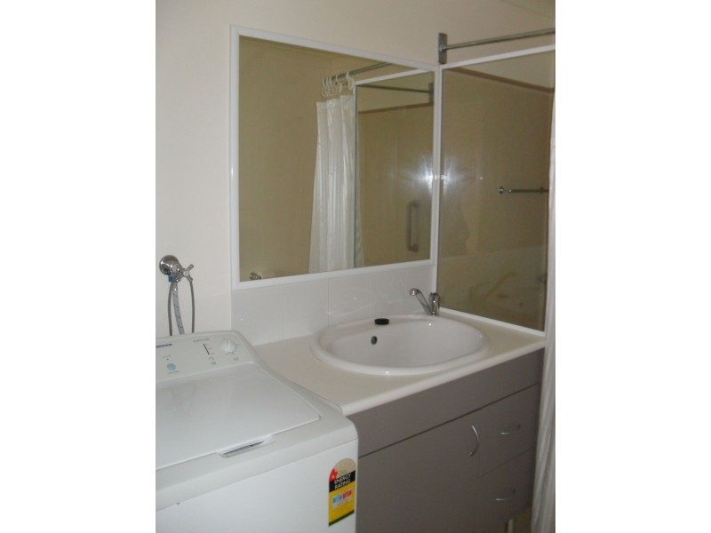 Moores Pocket QLD 4305