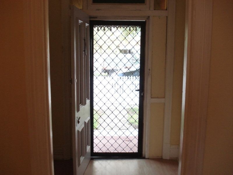 102 Summers St, Perth WA 6000