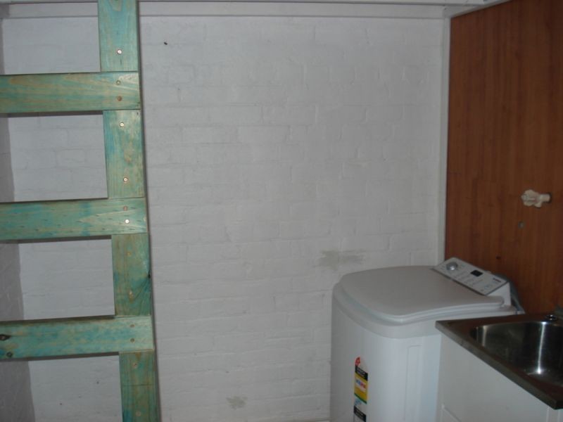 102 Summers St, Perth WA 6000