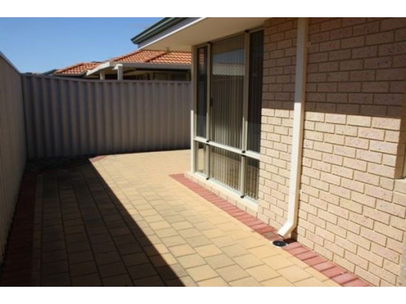 11 Durance Drive, Port Kennedy WA 6172