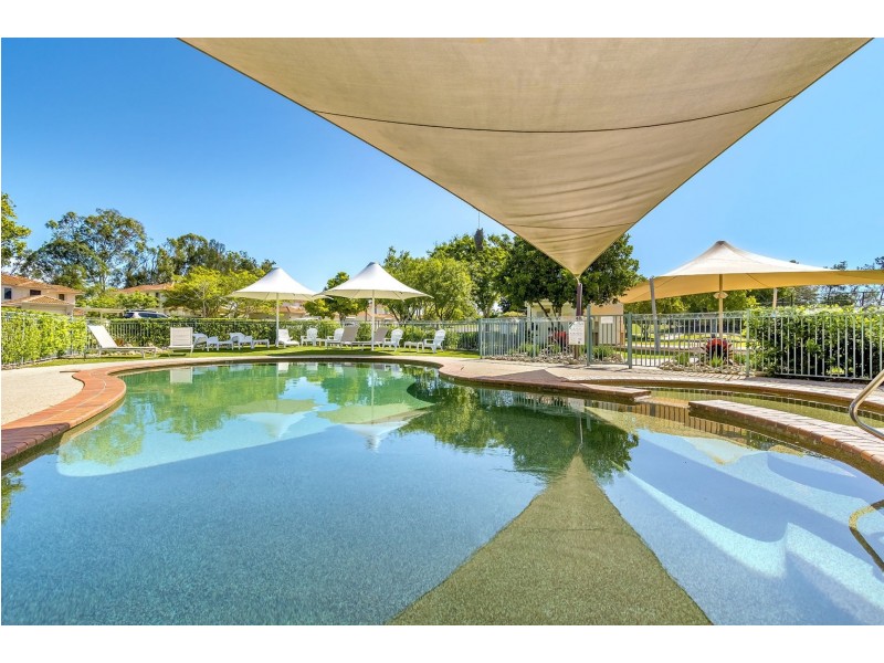8107 Magnolia Gardens Court, Hope Island QLD 4212