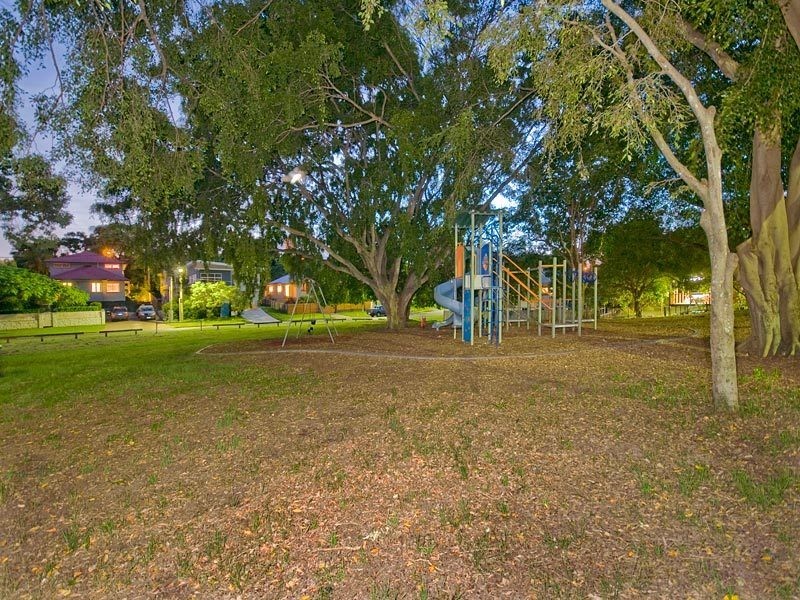 63 Taabinga Street, Wavell Heights QLD 4012