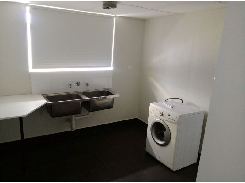 8 Drake Street, Bayswater WA 6053