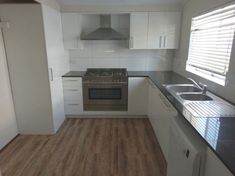 8 Drake Street, Bayswater WA 6053