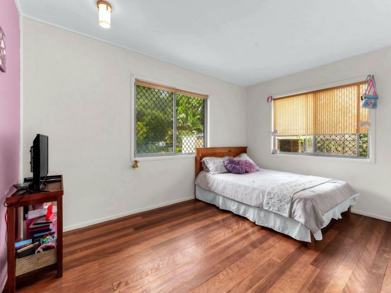3 Kaldo Grove, Ferny Hills QLD 4055
