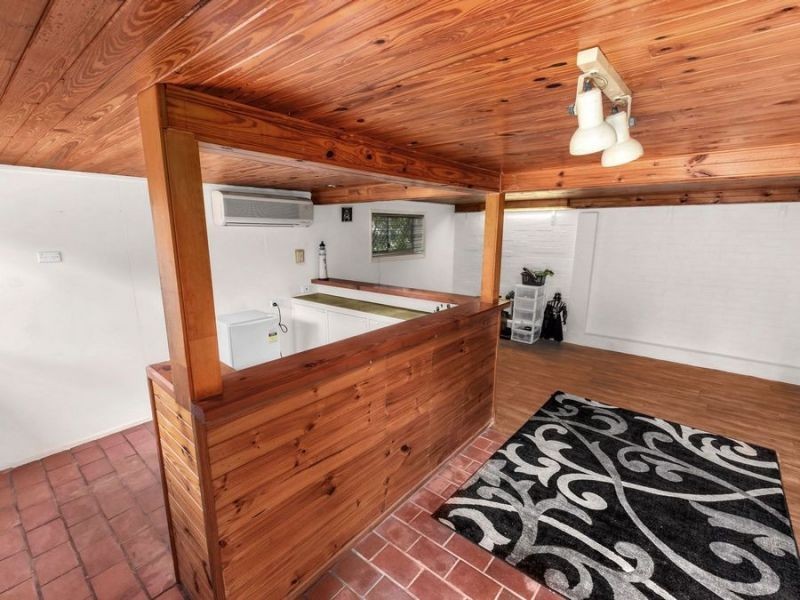 3 Kaldo Grove, Ferny Hills QLD 4055