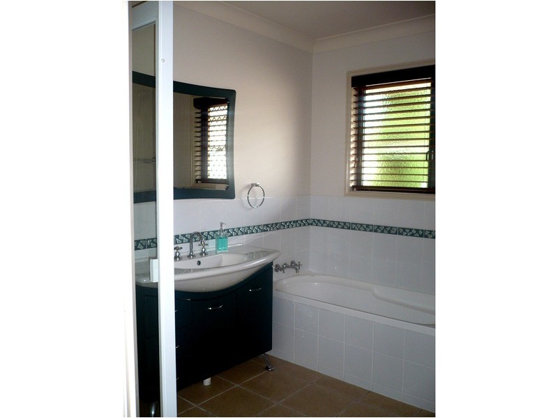 173 J. Hickey Avenue, Gladstone QLD 4680