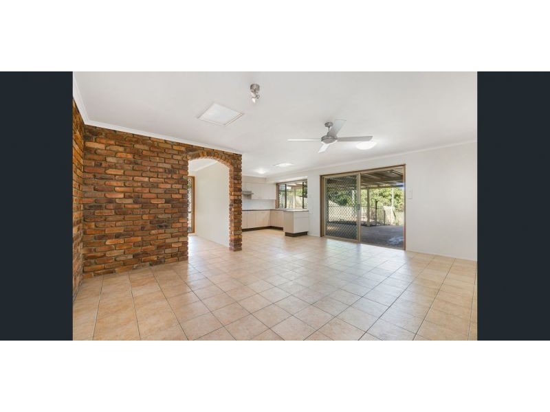 24 Allspice st, Bellbowrie QLD 4070