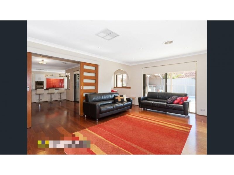 17 congdon way, Booragoon WA 6154