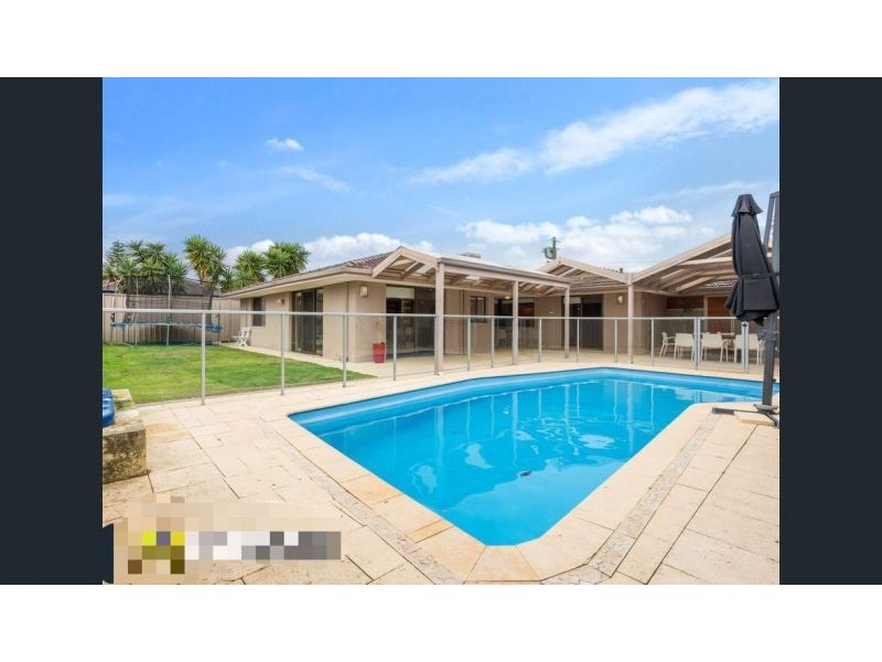 17 congdon way, Booragoon WA 6154