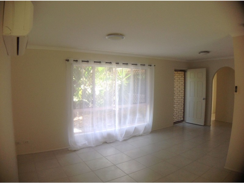 4 Cinema St, Oxenford QLD 4210