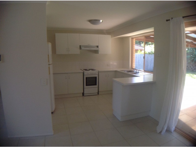 4 Cinema St, Oxenford QLD 4210