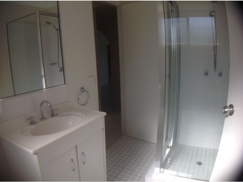 4 Cinema St, Oxenford QLD 4210