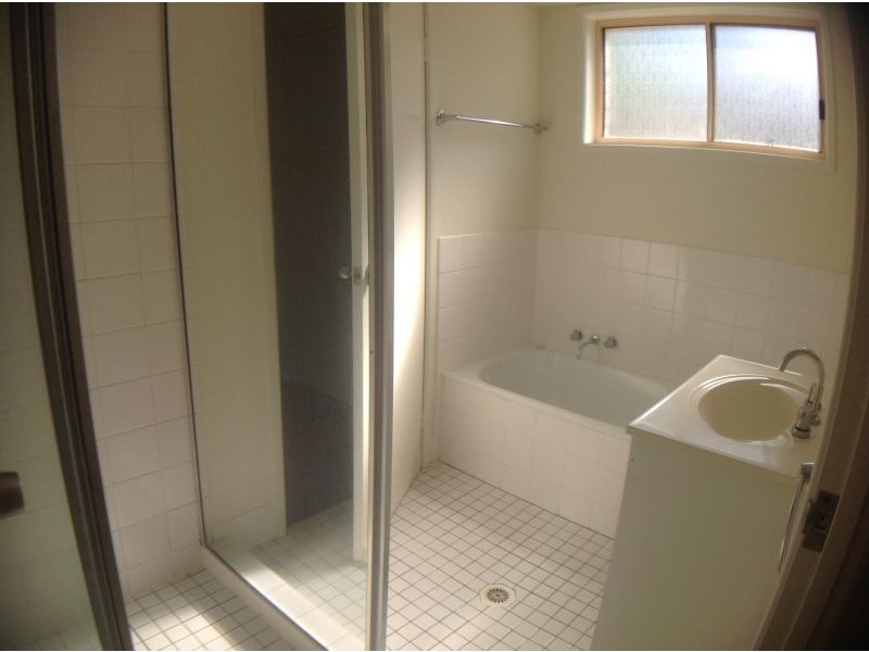 4 Cinema St, Oxenford QLD 4210