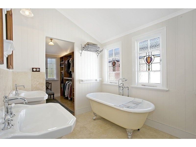 66 Chancellor Street, Sherwood QLD 4075