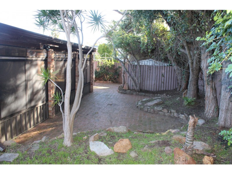 19B Ellerby Street, Glendalough WA 6016