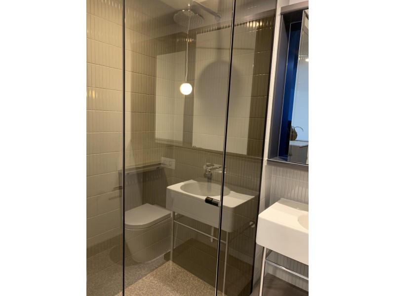 4217/160 Victoria street, Melbourne VIC 3000