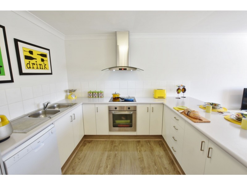 2064/6 Crestridge Crescent, Oxenford QLD 4210