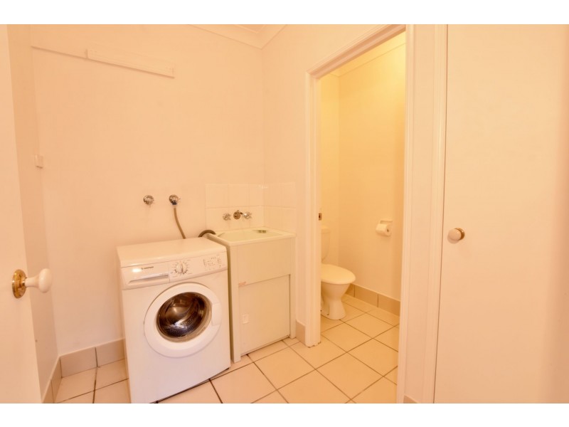 2064/6 Crestridge Crescent, Oxenford QLD 4210