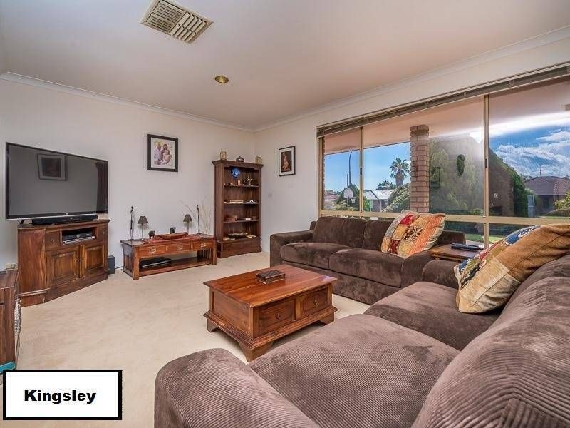 16 Leyton court, Kingsley WA 6026