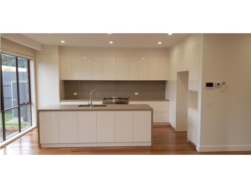 2/24 Barrani St, Bentleigh East VIC 3165