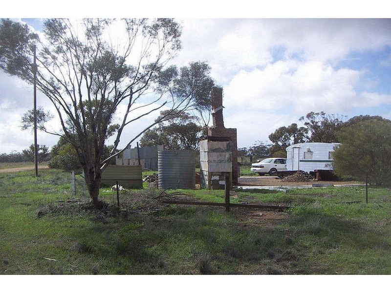 lot 17 and 73 Railway Terrace, Cungena SA 5660