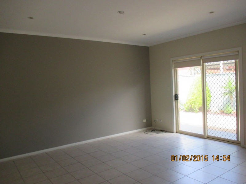 8 Heard Avenue, Mawson Lakes SA 5095