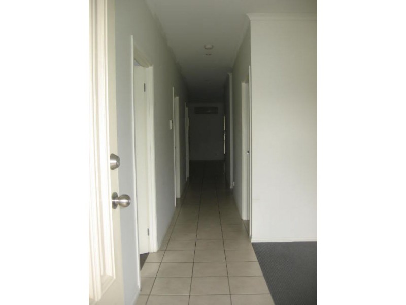 8 Heard Avenue, Mawson Lakes SA 5095