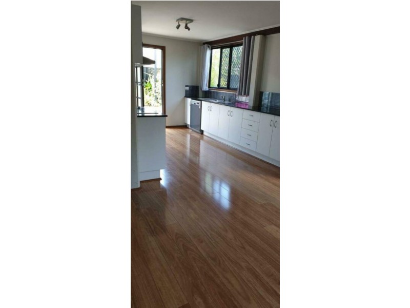 6 Buntain Street, Kawana QLD 4701