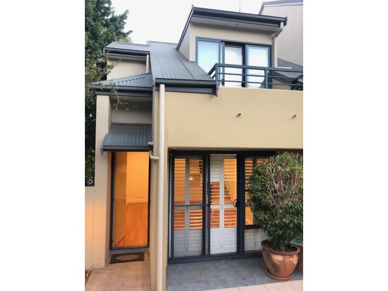 1/2 Armstrong St, Willoughby NSW 2068