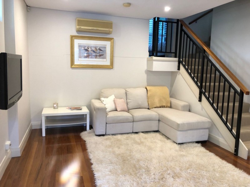 1/2 Armstrong St, Willoughby NSW 2068