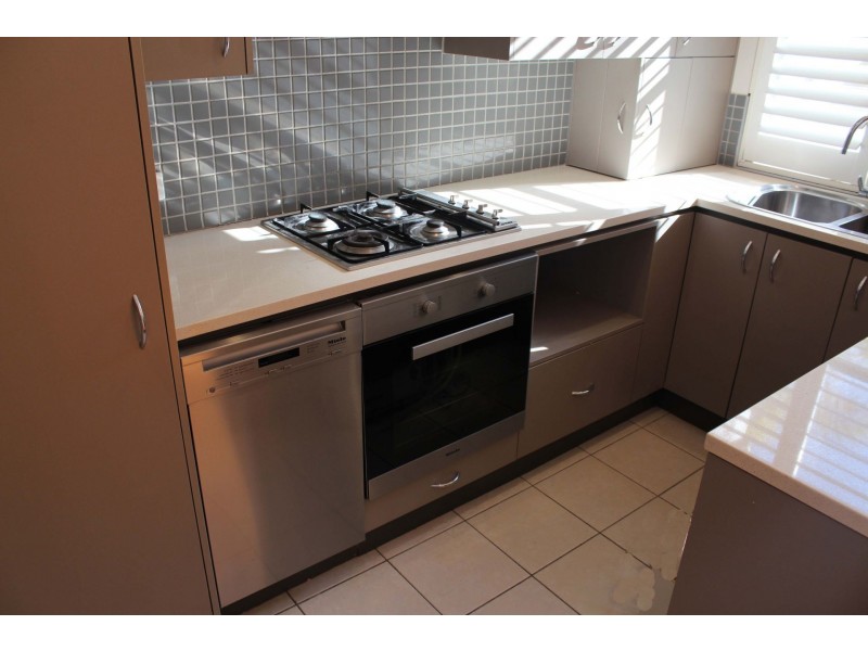 1/2 Armstrong St, Willoughby NSW 2068