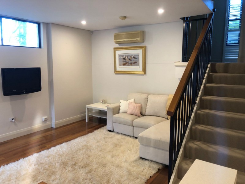 1/2 Armstrong St, Willoughby NSW 2068