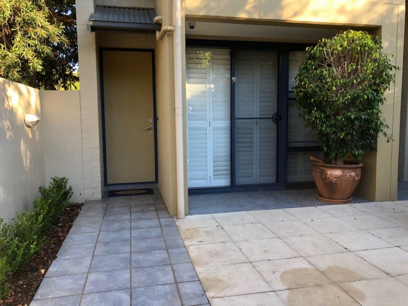 1/2 Armstrong St, Willoughby NSW 2068