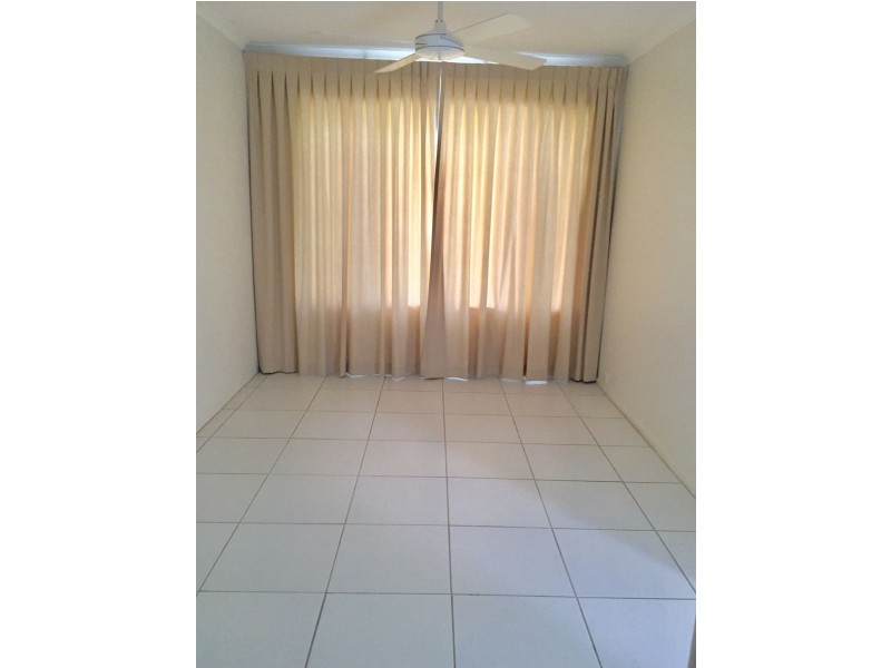 2/11 Woorookool Place, Noosaville QLD 4566