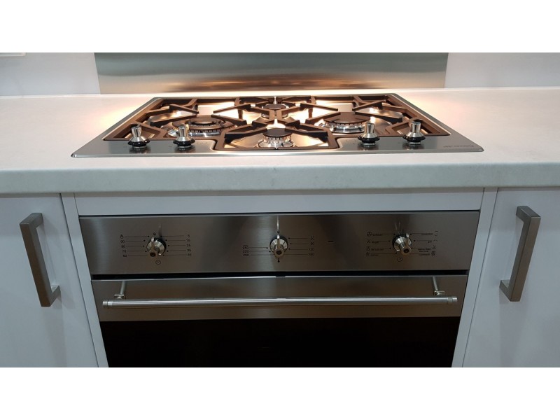 20 Macedon Close, Caroline Springs VIC 3023