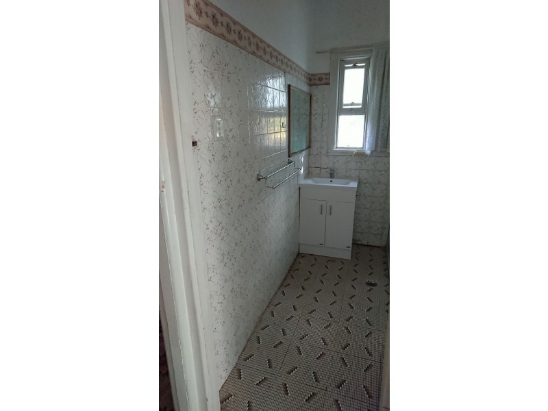 19 Normanby Street, Fairfield East NSW 2165