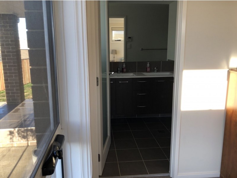 3 Wiles Place, Moss Vale NSW 2577