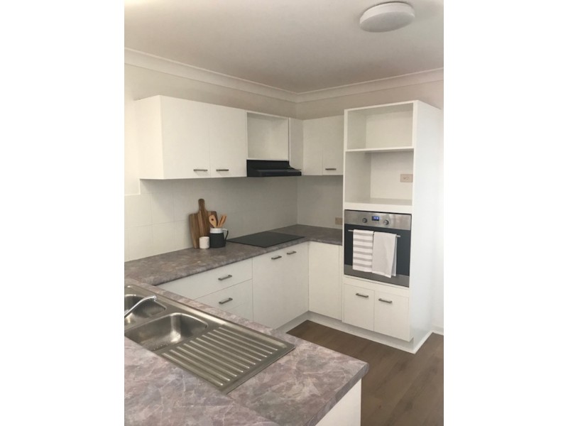 54 Regency Drive, Regents Park QLD 4118