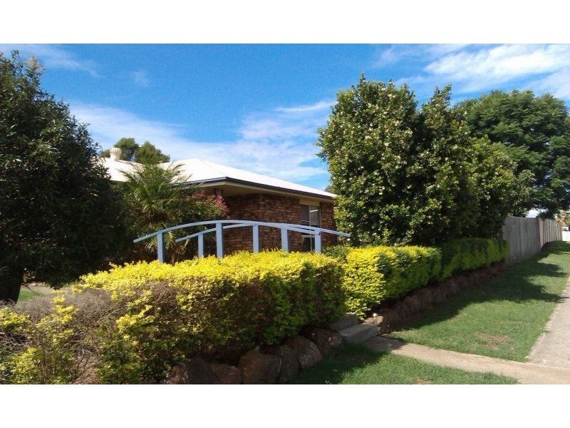 21 McLeod Crt, Wyreema QLD 4352