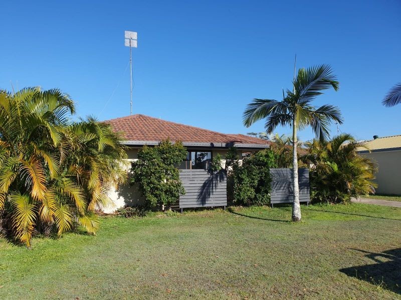 60 Balyarta Cres, Mooloolaba QLD 4557