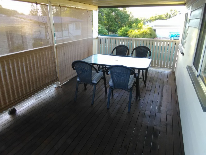 3A Edward St, One Mile QLD 4305