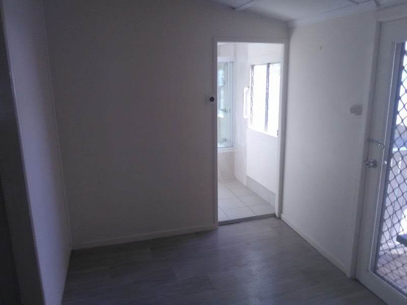 3A Edward St, One Mile QLD 4305