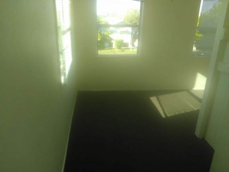 3A Edward St, One Mile QLD 4305