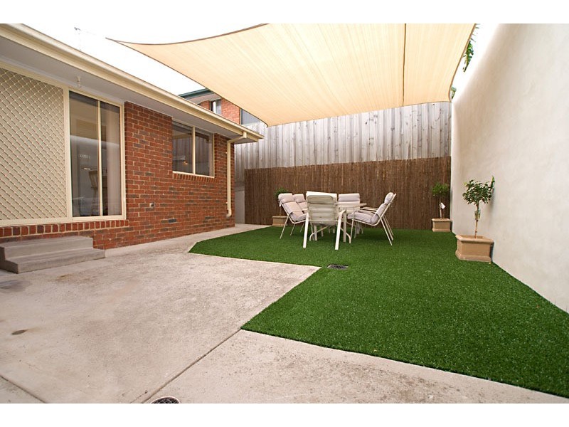 2 Loxton Terrace, Epping VIC 3076