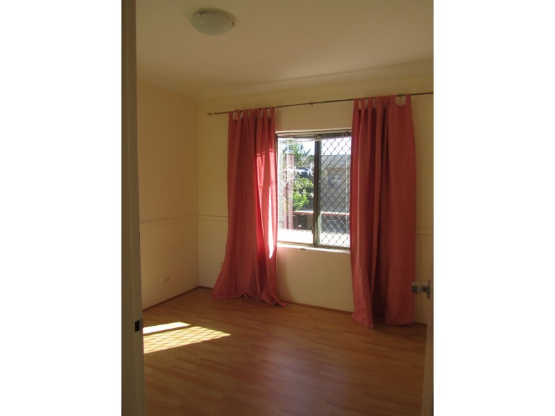 15/54 Pollard Street, Glendalough WA 6016