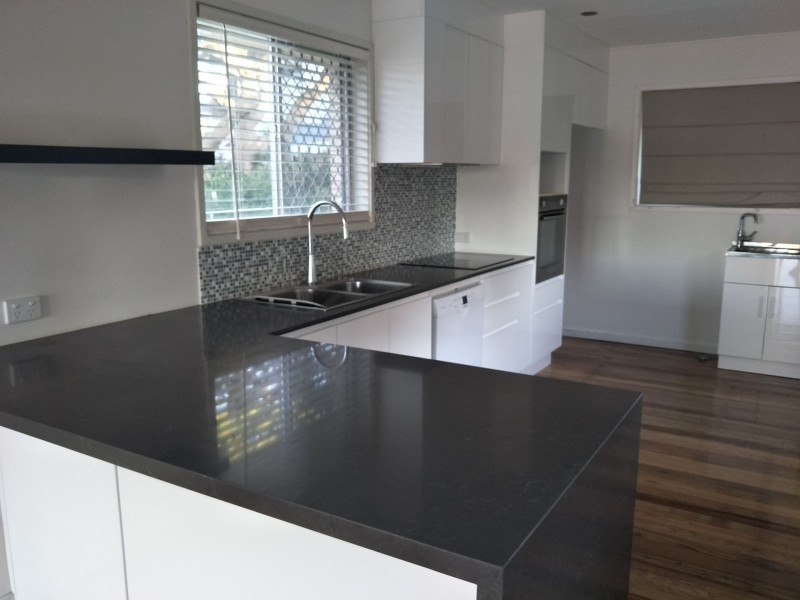 138 Fegen Drive, Moorooka QLD 4105